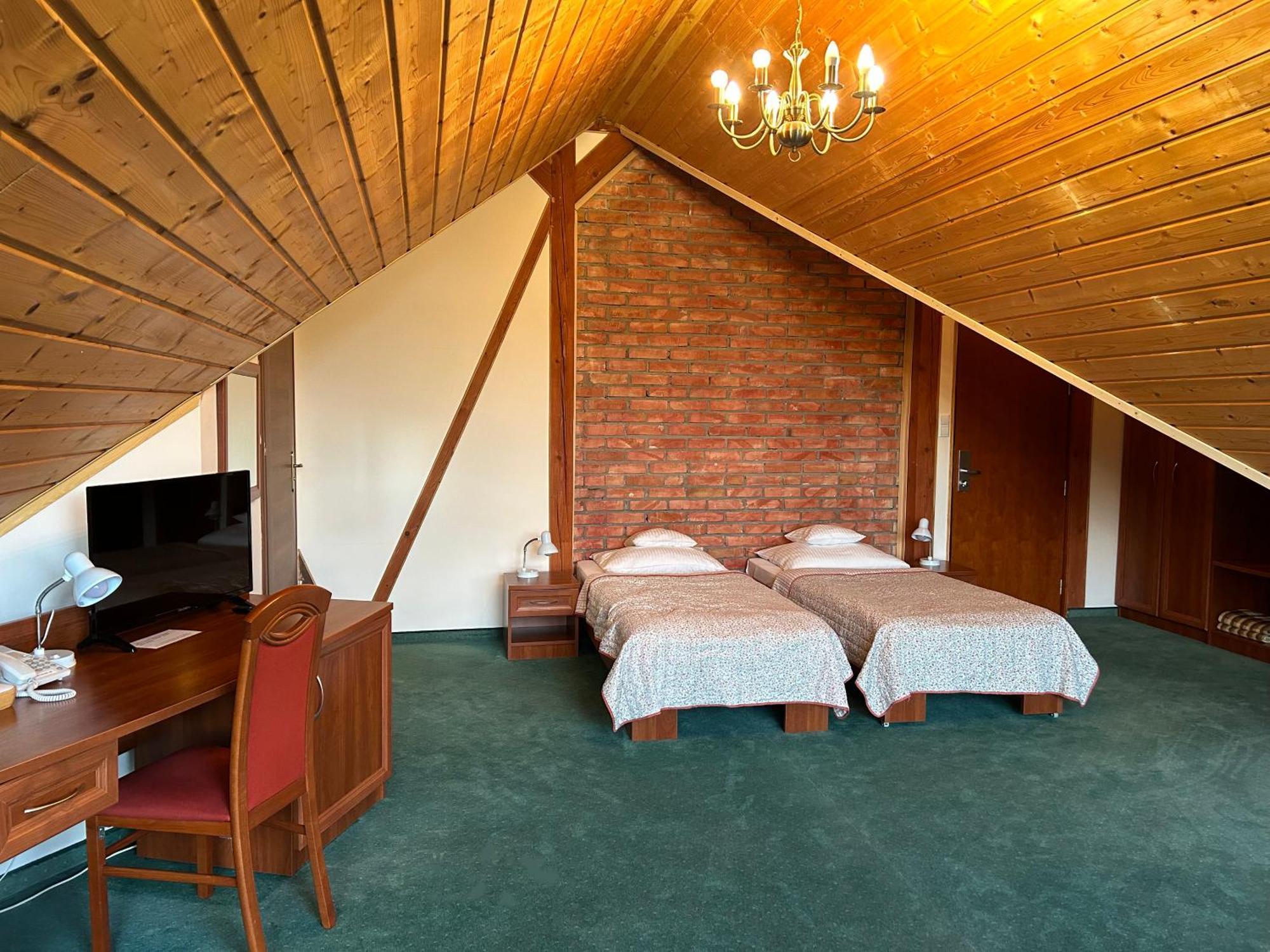Hoczew Hotel Salamandra מראה חיצוני תמונה